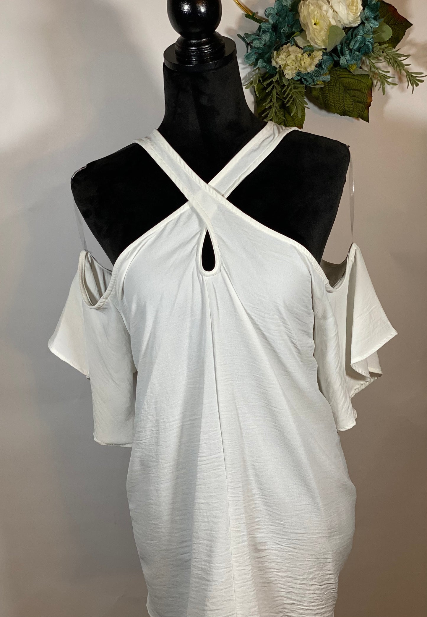 Criss- Cross Detail Top